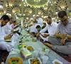 تصاویر/ مراسم افطار در مسجدالنبی(ص)