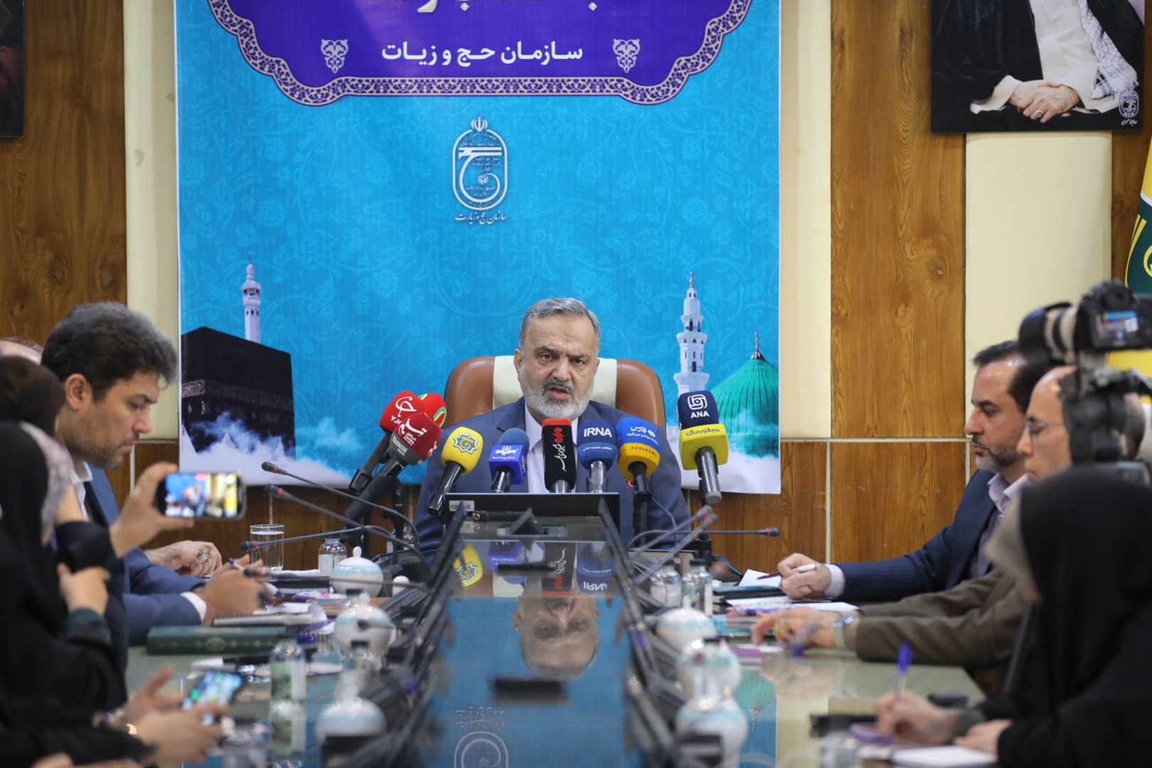 استمرار برنامه ریزی ها برای برگزاری حجی شکوهمند توام با عزت، کرامت ، امنیت و سلامت/تشریح برنامه های حج 1405 از ثبت نام تا اعزام به سرزمین وحی